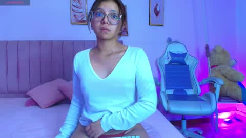 Zoe online show from March 9, 2026, 12:31 pm