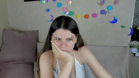 Snapshot of zorianaa_ chatting on June 8, 2026, 1:28 am Zoriana online show from June 8, 2026, 1:28 am