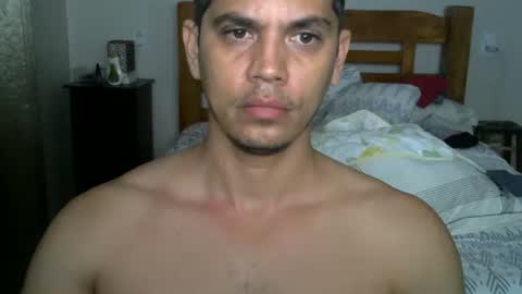zoro_00 online show from June 11, 2026, 12:36 pm