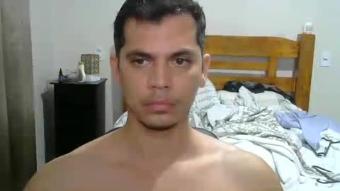 zoro_00 online show from June 13, 2026, 2:48 pm