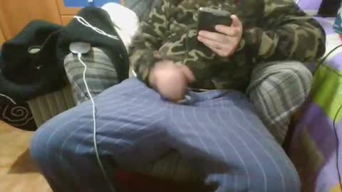 zostrum online show from April 1, 2026, 11:13 pm