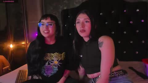 Snapshot of zowi_hottiee chatting on October 18, 2025, 2:36 am cintya kors online show from October 18, 2025, 2:36 am