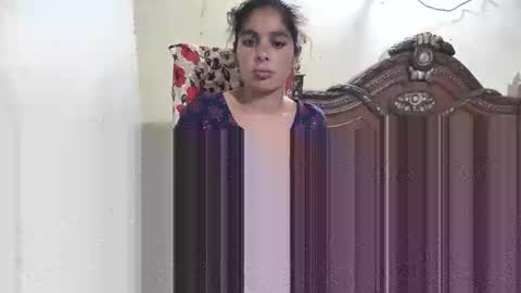 zoyakhan803 online show from May 1, 2026, 6:12 pm