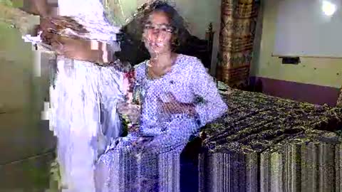 zoyakhan803 online show from May 23, 2026, 10:03 pm