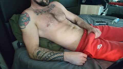 Zuko online show from November 9, 2025, 8:07 pm