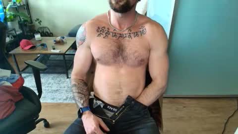 Zuko online show from March 25, 2026, 11:22 pm