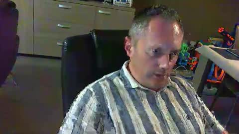 zultem online show from October 13, 2025, 5:24 pm