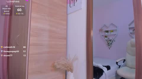 Snapshot of zulyjones chatting on September 27, 2025, 3:50 pm Zuly online show from September 27, 2025, 3:50 pm