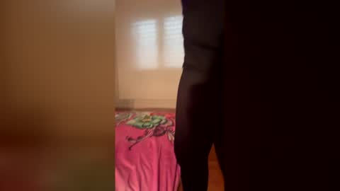 zurdineno online show from February 1, 2026, 11:42 am