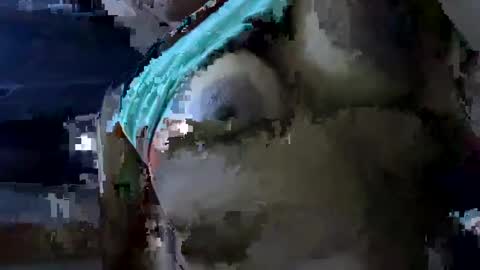 Snapshot of zuriluxe45 chatting on October 14, 2025, 4:02 am zuriluxe45 online show from October 14, 2025, 4:02 am