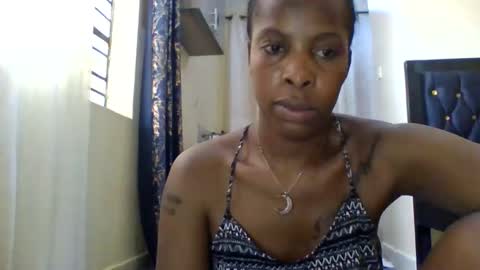 Snapshot of zurivelvetstudio chatting on March 28, 2026, 9:42 am zurivelvetstudio online show from March 28, 2026, 9:42 am