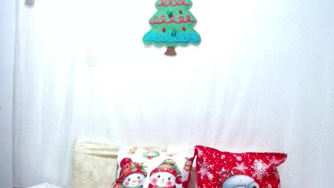 zury_ferrari online show from November 23, 2025, 3:01 pm