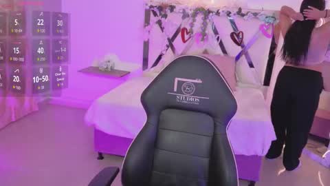 ZURY   online show from October 27, 2025, 11:36 am