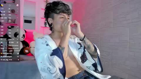 Snapshot of zuryramirez_ chatting on October 18, 2025, 8:20 pm Zury Ramirez online show from October 18, 2025, 8:20 pm