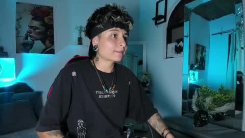 Zury Ramirez online show from November 30, 2025, 7:07 pm