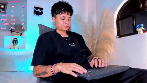 Zury Ramirez online show from July 26, 2026, 8:16 pm