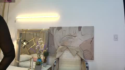 Zuzana21 online show from June 6, 2026, 1:27 pm