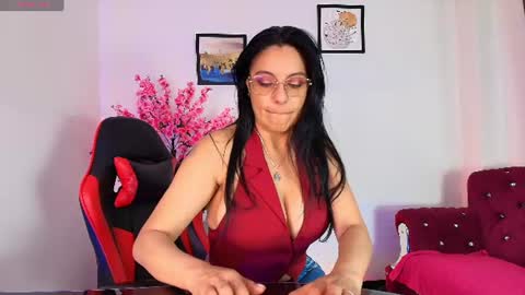 Zuzana21 online show from June 27, 2026, 1:28 pm