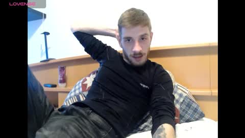 Zuzmoe online show from January 16, 2026, 10:36 pm