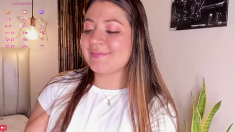 Snapshot of zuzu_sweet chatting on May 13, 2026, 7:22 pm Zara online show from May 13, 2026, 7:22 pm