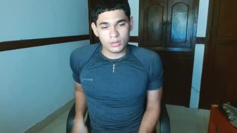Snapshot of zyrosxk chatting on September 9, 2025, 6:13 am antonio felipe online show from September 9, 2025, 6:13 am
