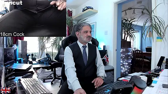 OnlineBossUK online show from September 11, 2025, 5:46 pm