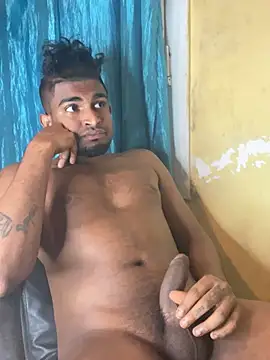 Snapshot of IviedWaster chatting on December 19, 2024, 12:02 am IviedWaster online show from December 19, 2024, 12:02 am