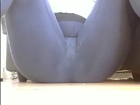 Squirtlady38 online show from December 12, 2024, 11:50 am
