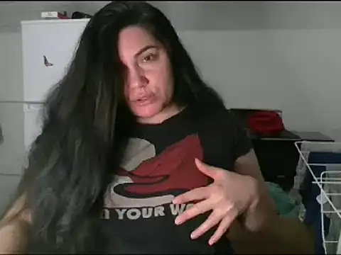 Squirtlady38 online show from December 26, 2024, 5:37 am