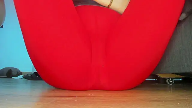 Squirtlady38 online show from June 13, 2026, 6:17 pm
