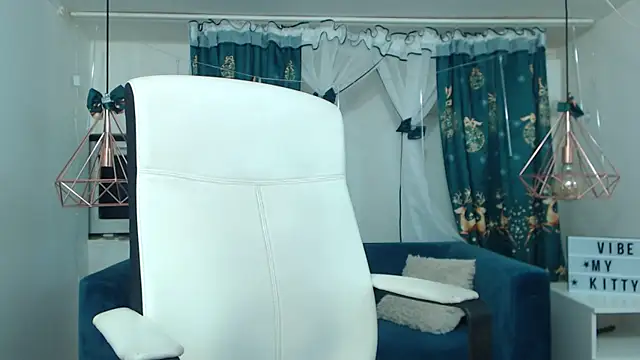 fuckaholicbabe xxx online show from March 17, 2025, 2:41 am
