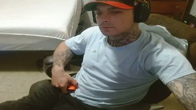 Snapshot of DADDY_KANE8--- chatting on July 5, 2026, 9:11 pm DADDY KANE8--- online show from July 5, 2026, 9:11 pm