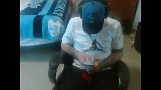 Snapshot of DADDY_KANE8--- chatting on July 17, 2026, 6:35 pm DADDY KANE8--- online show from July 17, 2026, 6:35 pm