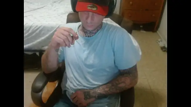 Snapshot of DADDY_KANE8--- chatting on August 4, 2026, 4:53 pm DADDY KANE8--- online show from August 4, 2026, 4:53 pm