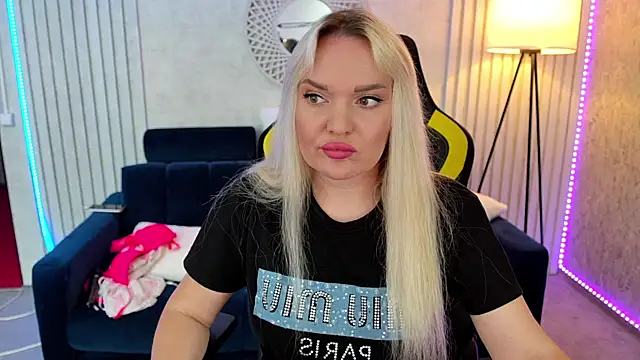 Snapshot of MissyMartinez chatting on June 9, 2026, 6:36 am MissyMartinez online show from June 9, 2026, 6:36 am