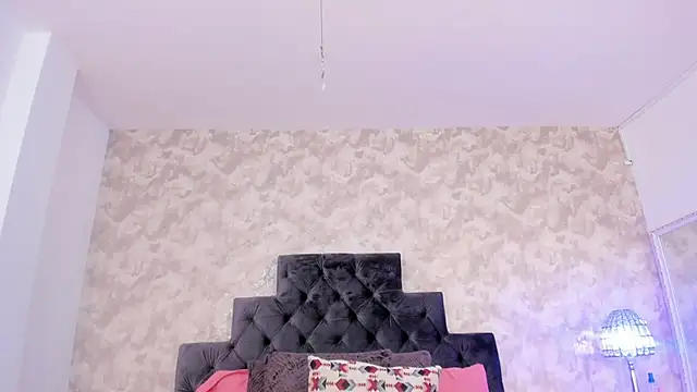 elizabeth coleman online show from October 20, 2025, 8:42 pm