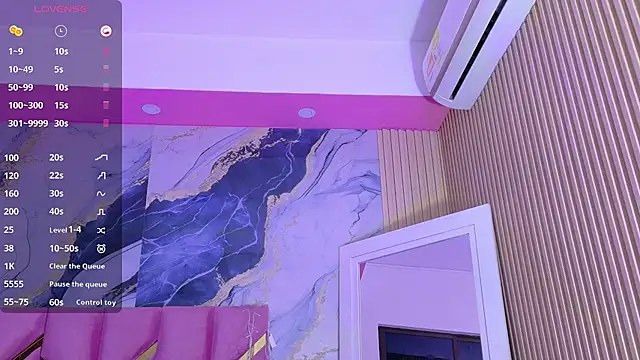 little kayla  online show from September 12, 2025, 3:06 am