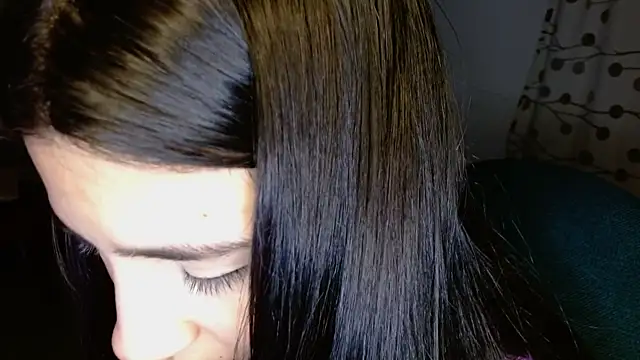 Snapshot of mia__lopez_ chatting on January 3, 2025, 11:44 pm mia lopez online show from January 3, 2025, 11:44 pm