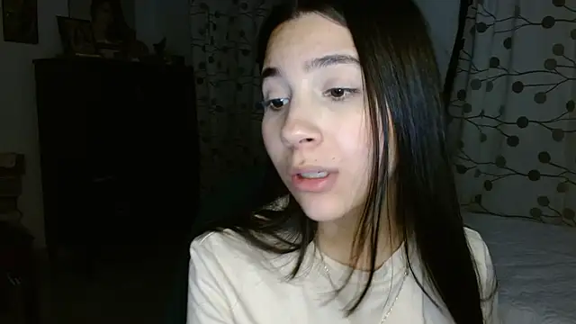 Snapshot of mia__lopez_ chatting on January 5, 2025, 12:42 am mia lopez online show from January 5, 2025, 12:42 am