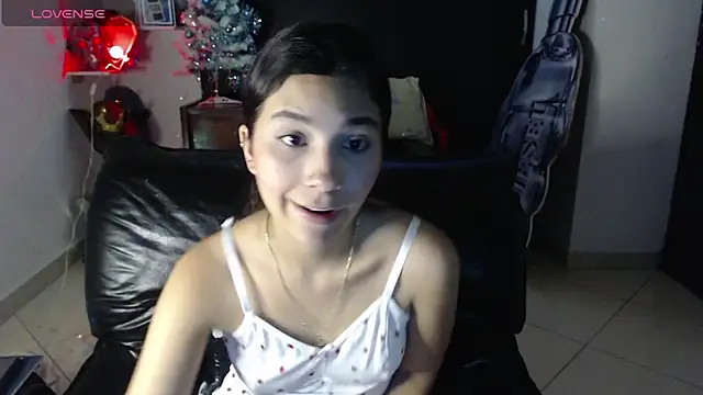 Snapshot of mia__lopez_ chatting on January 11, 2025, 12:22 am mia lopez online show from January 11, 2025, 12:22 am