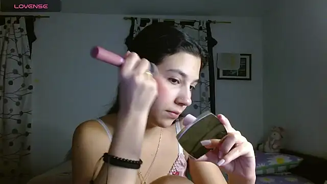 Snapshot of mia__lopez_ chatting on January 29, 2025, 11:35 pm mia lopez online show from January 29, 2025, 11:35 pm