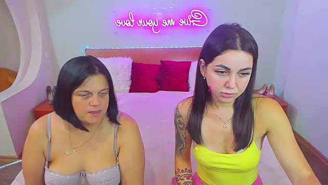 CrazyMilanka online show from September 10, 2025, 12:05 pm