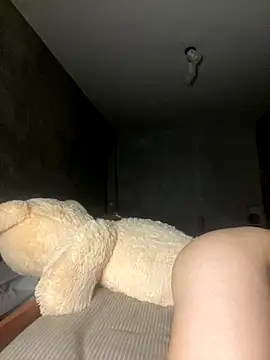 FionaLaNice online show from November 15, 2025, 10:37 pm