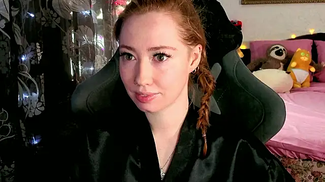 TinaBrook online show from March 2, 2026, 4:47 am