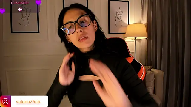 valeriia25  online show from February 22, 2025, 10:31 pm