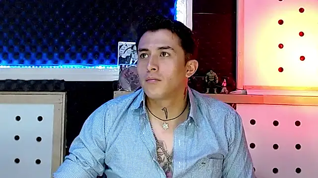 Darko0717 online show from December 26, 2024, 5:51 pm
