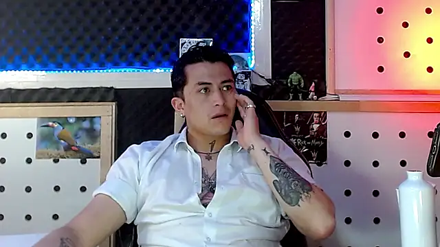 Darko0717 online show from December 31, 2024, 6:02 pm