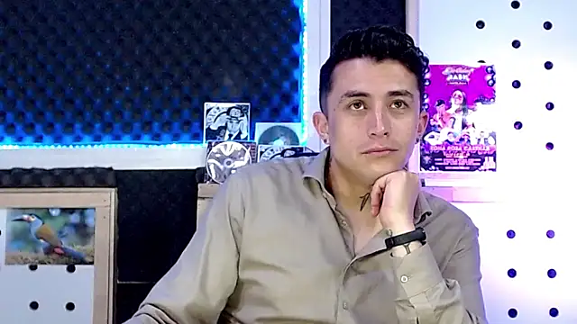Darko0717 online show from January 14, 2025, 10:34 pm