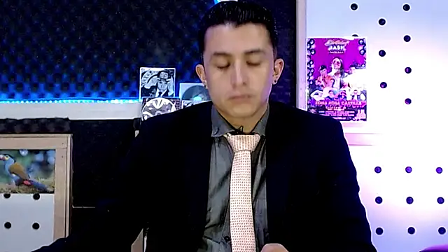 Darko0717 online show from January 15, 2025, 3:07 pm