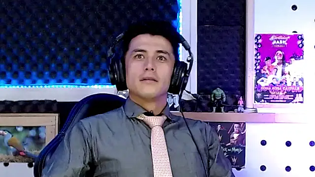 Darko0717 online show from January 16, 2025, 1:27 am